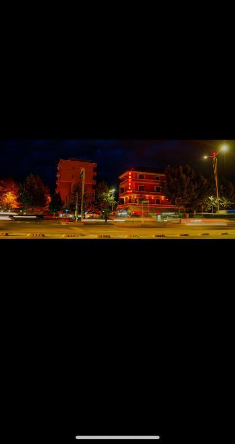 Algo Hotel Tirana Esterno foto